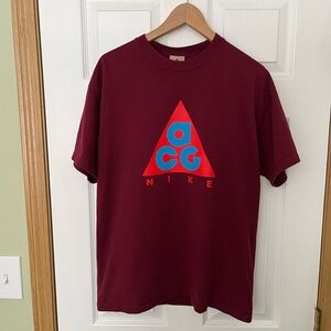 Nike ACG t-shirt - Maroon